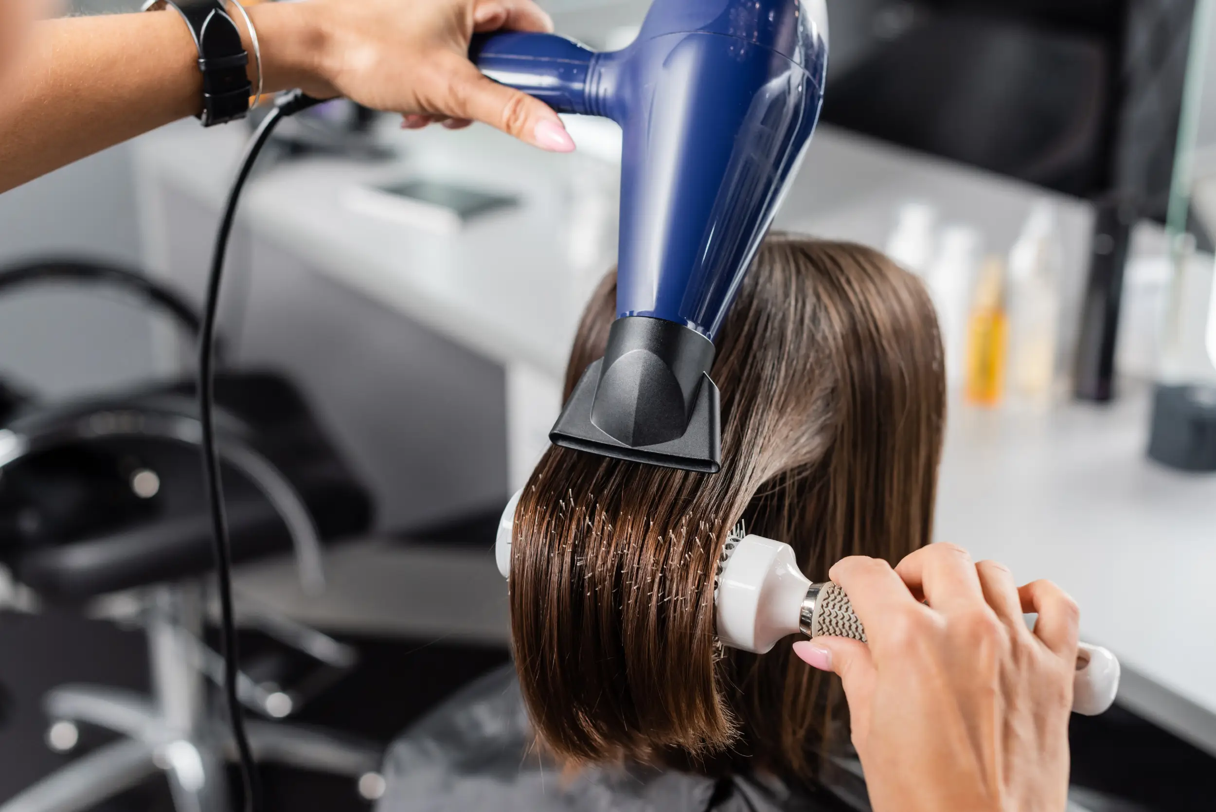 Wash, Cut & Blow-Dry